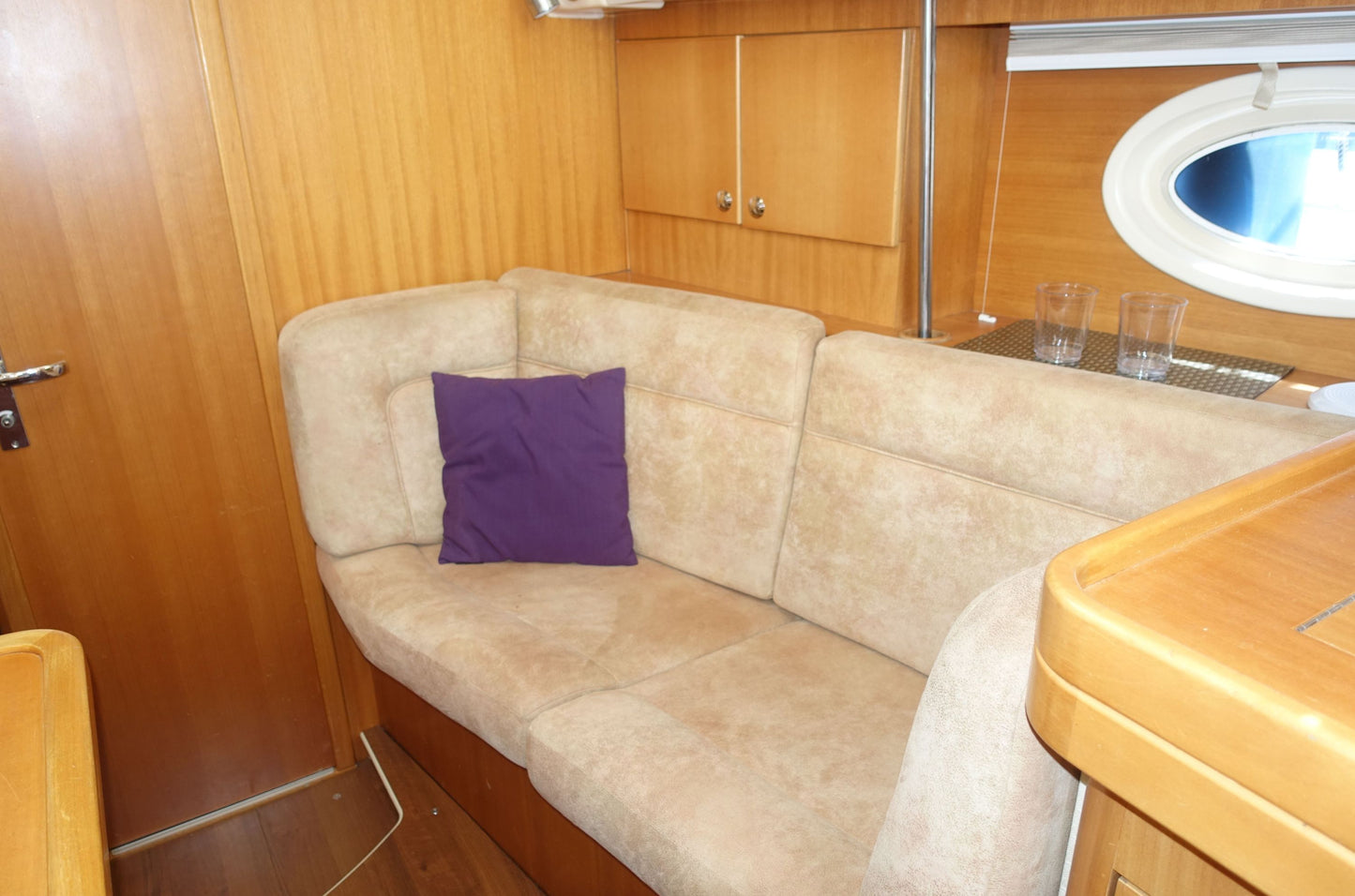 YEMAYA Elan 384 Impression